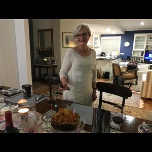 Meet your Posher, Jenepher